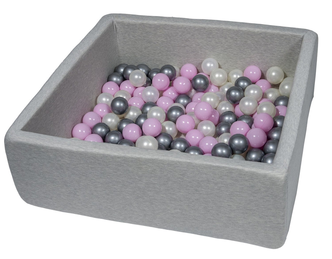 Square soft jersey ball pit with balls