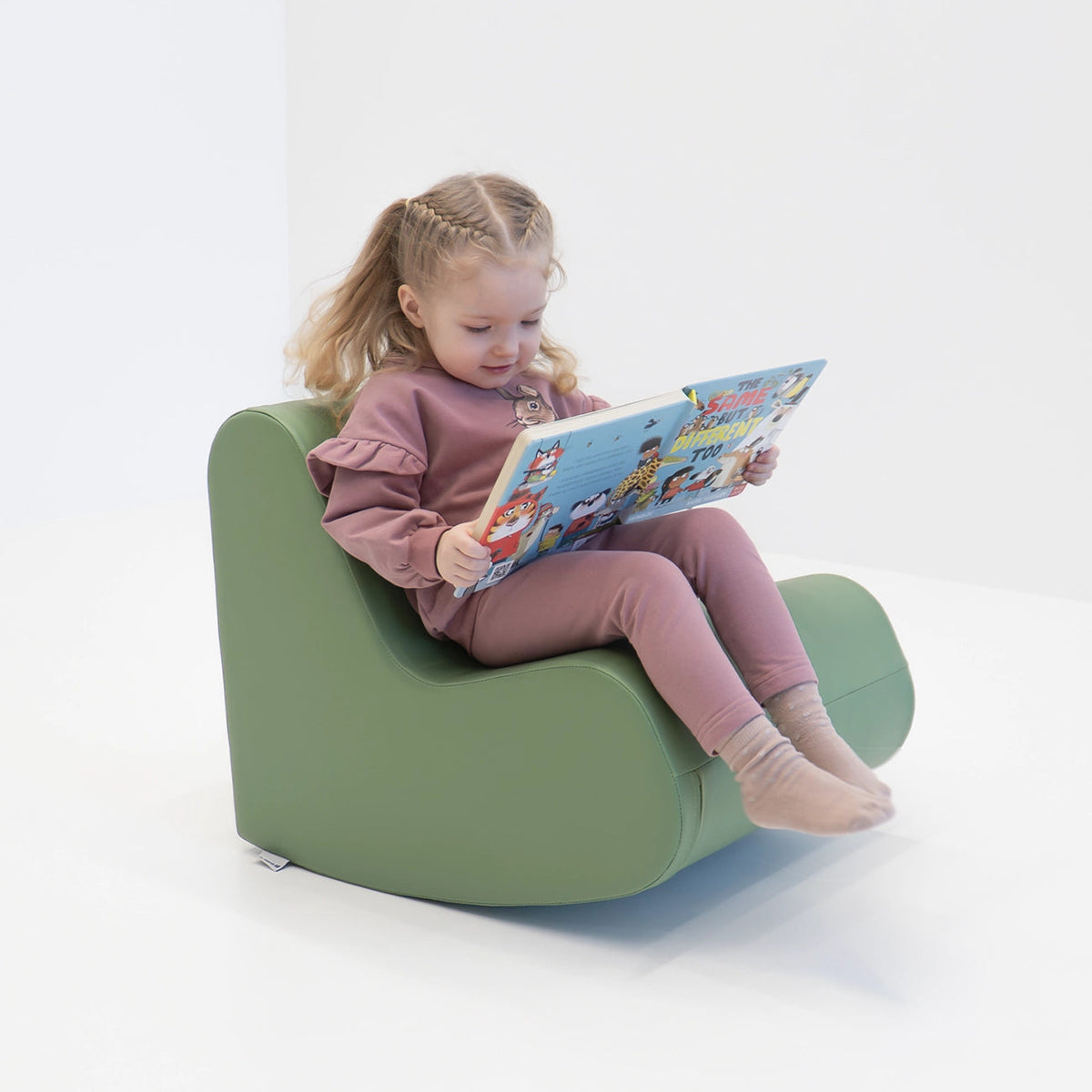 Rocking play chair in reseda green