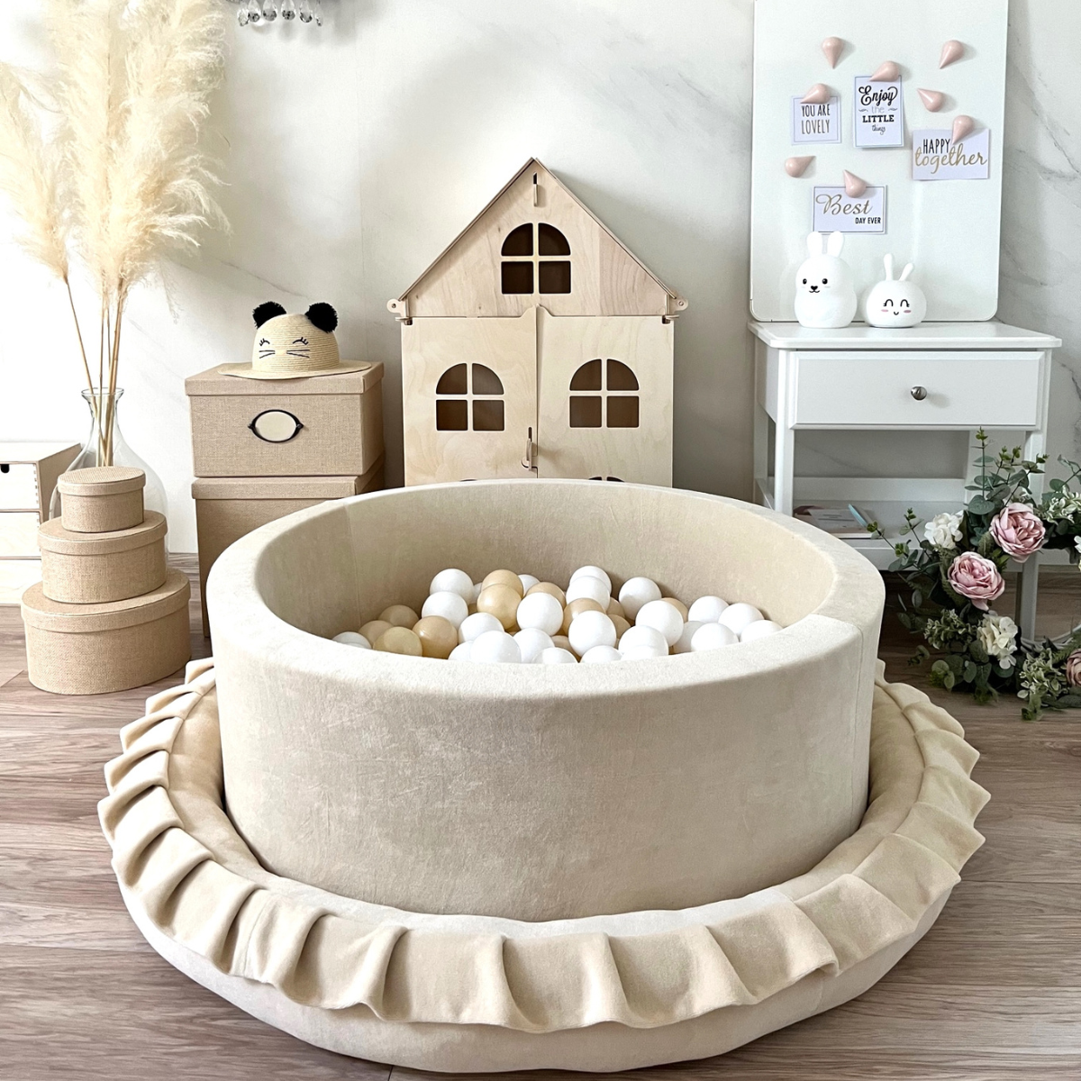 Velvet Baby Ball Pit with Balls in Creme