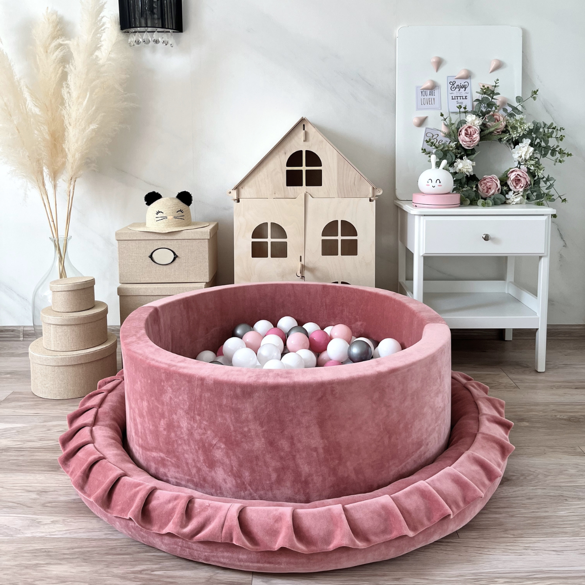 Velvet Baby Ball Pit with Balls in Dusty Pink
