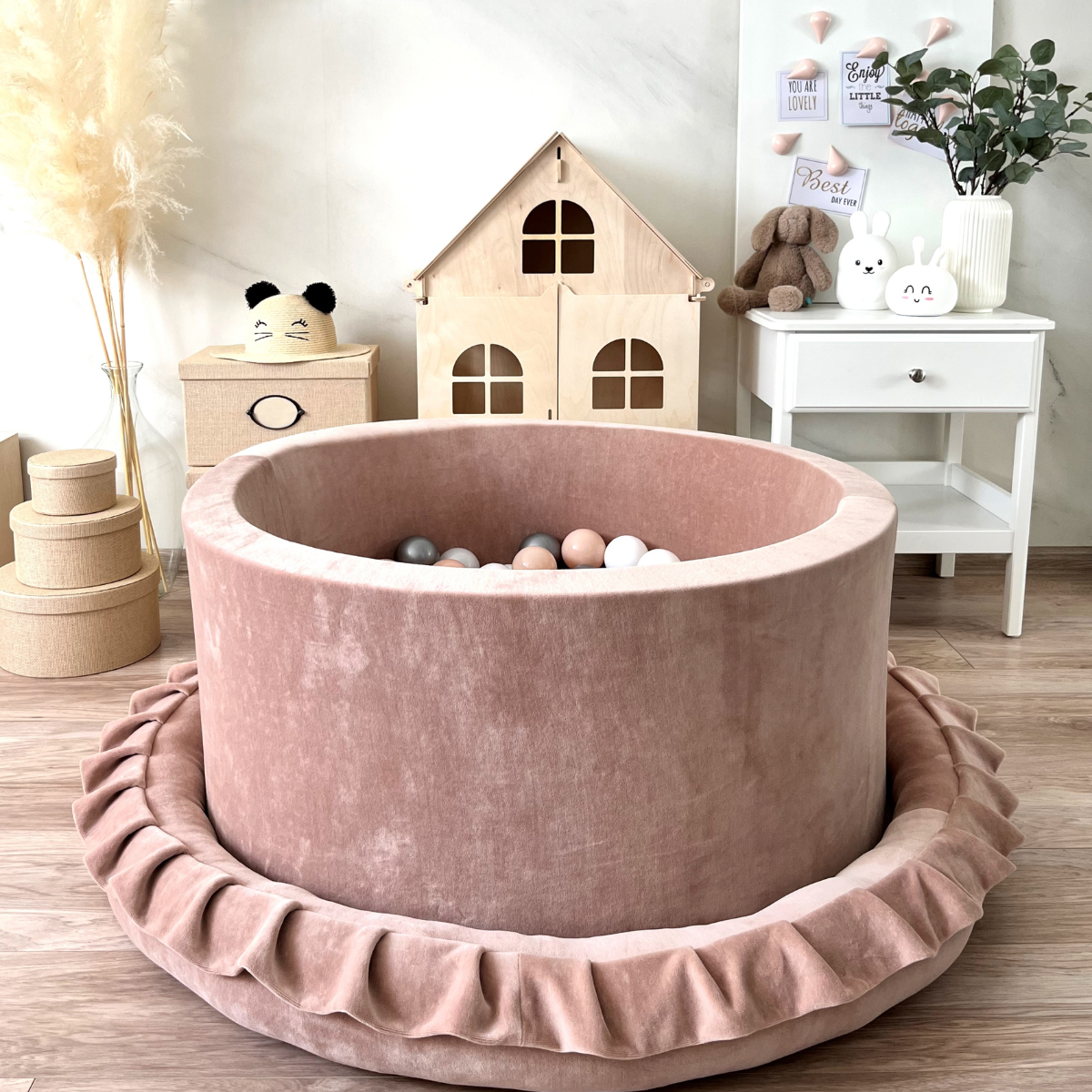 Velvet Baby Ball Pit with Balls in Beige