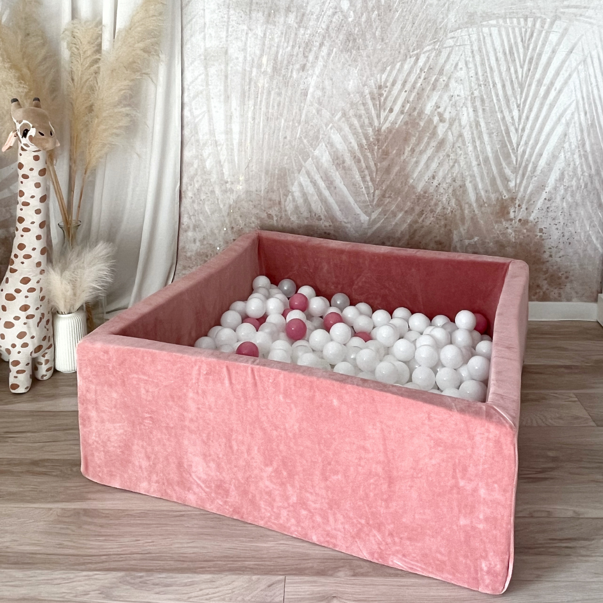 Velvet Square Ball Pit 106 x 106 x 40cm with Balls in Dusty Pink